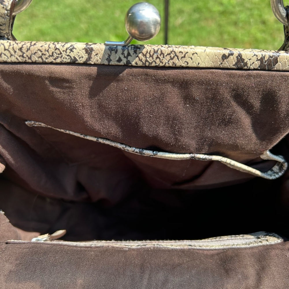 Kenneth Cole Women’s Vintage Leather Snakeskin Shoulder Bag Purse - Picture 14 of 15